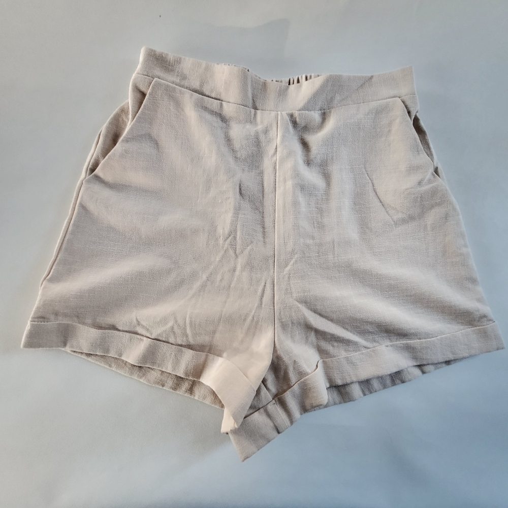 Princess Polly Womens Beige Pleated Elastic Backband Alexander Shorts Size 2